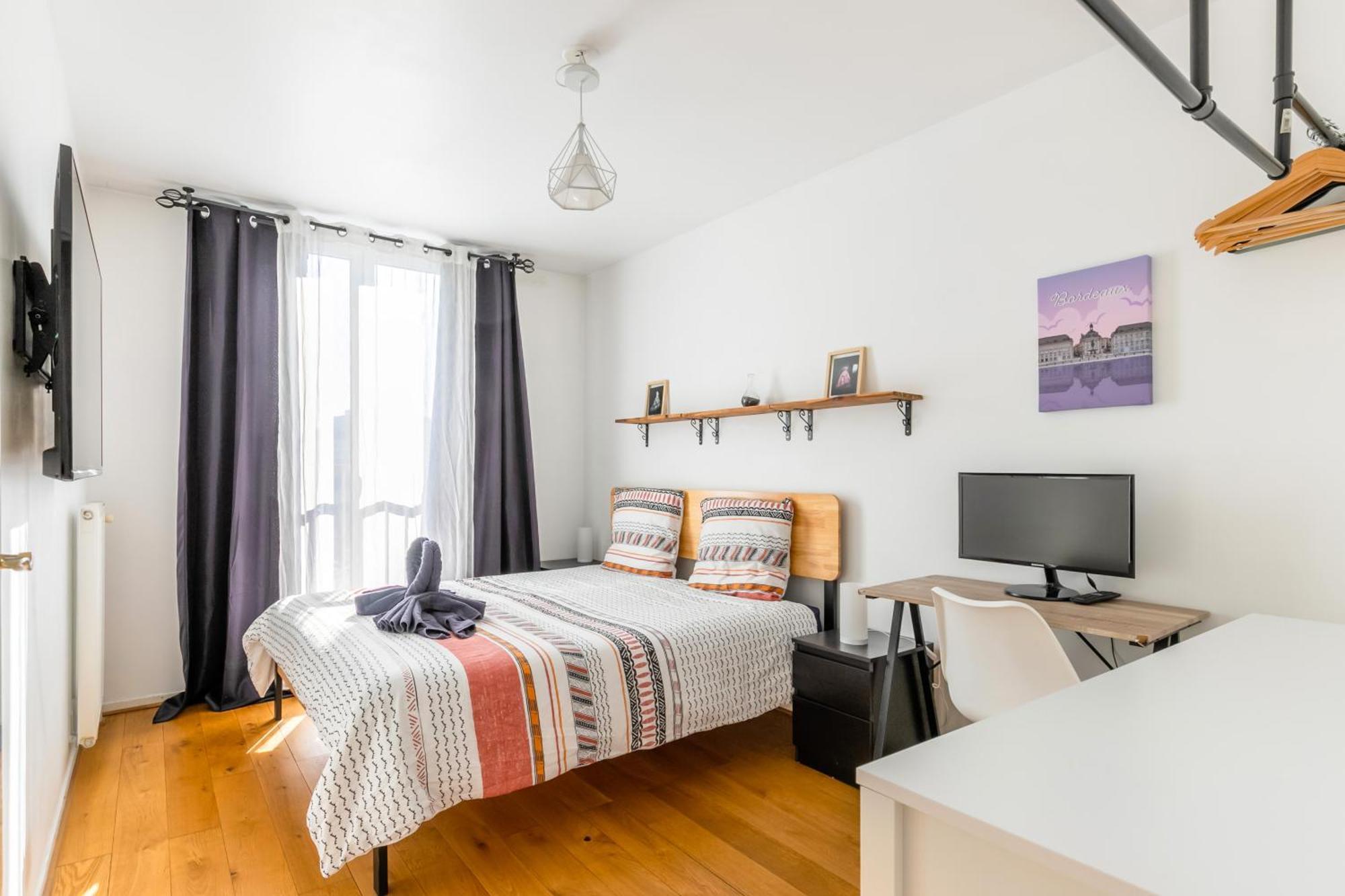 Transports, Parking, A/C & Equipped For Long Stays Saint-Ouen  Esterno foto